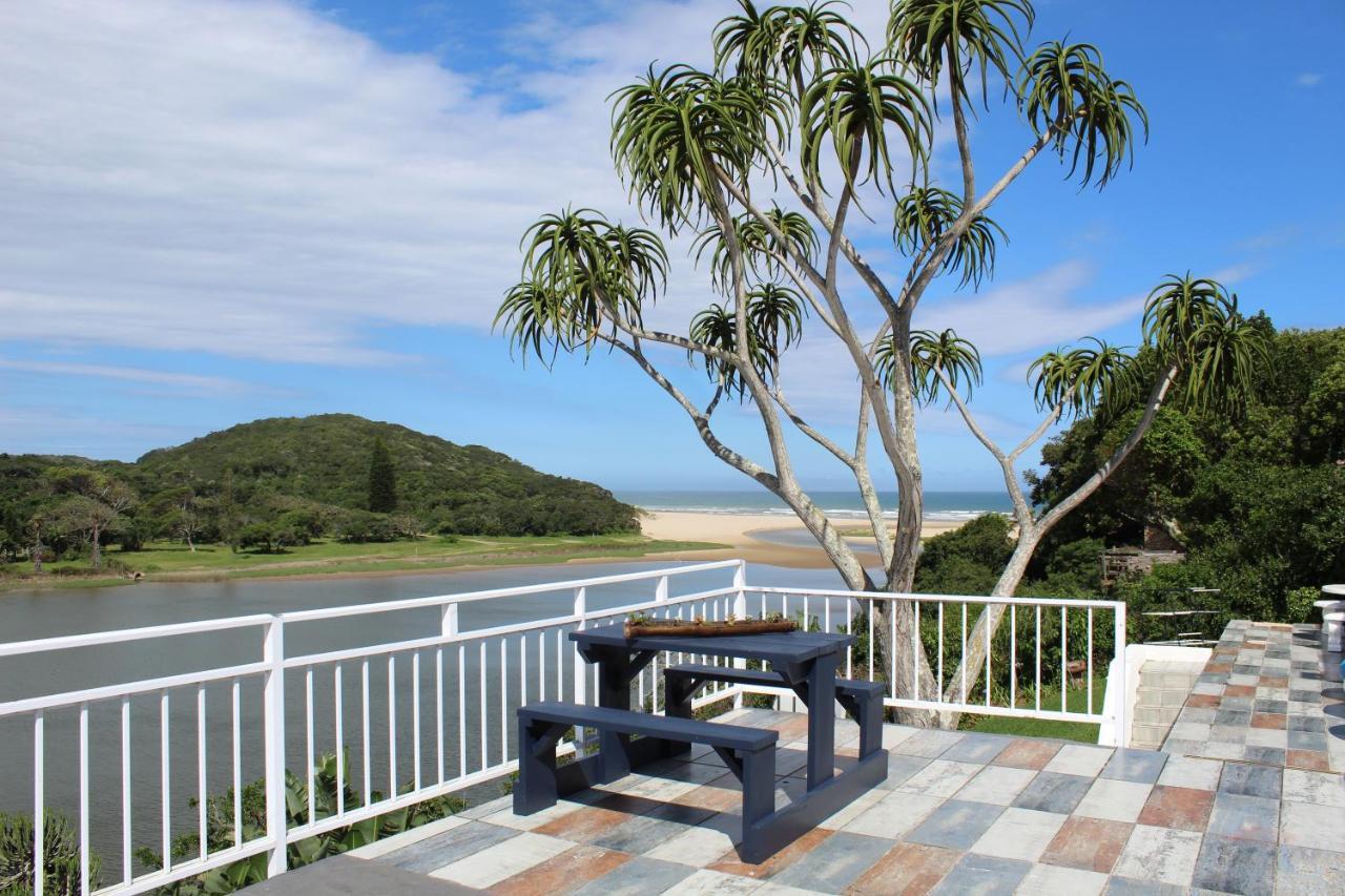 Blue'S Guest House - East London Bonza Bay Экстерьер фото