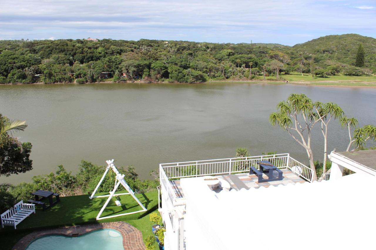Blue'S Guest House - East London Bonza Bay Экстерьер фото