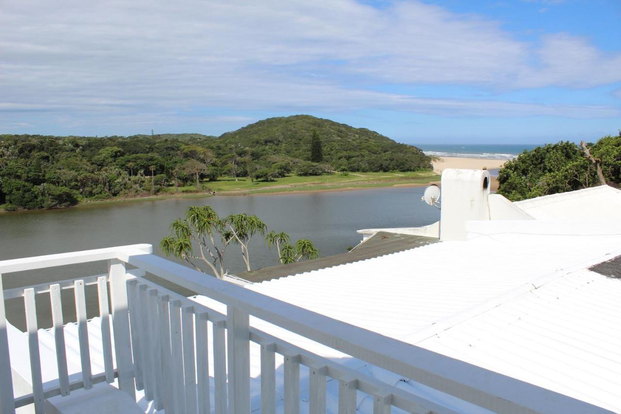 Blue'S Guest House - East London Bonza Bay Экстерьер фото