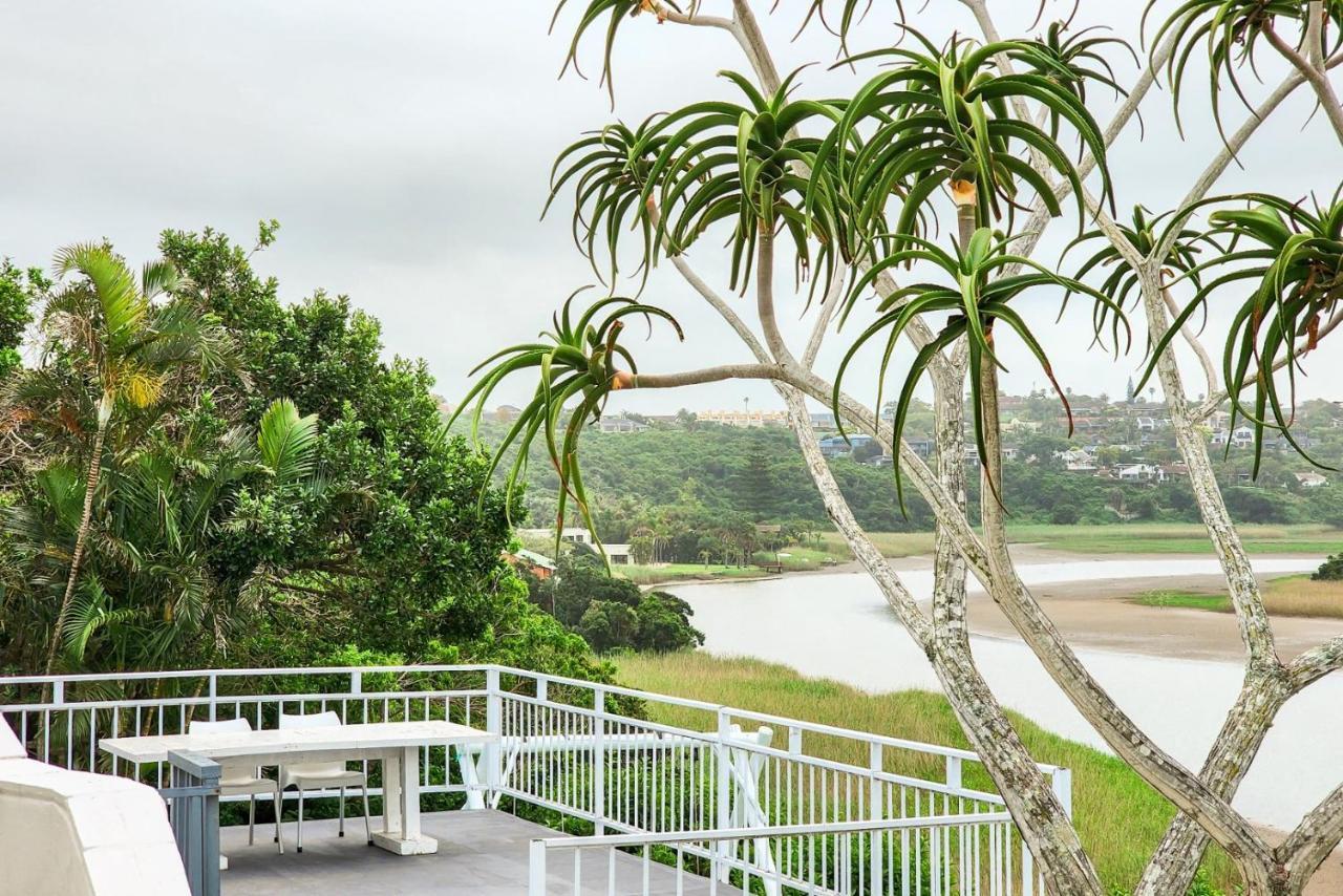 Blue'S Guest House - East London Bonza Bay Экстерьер фото