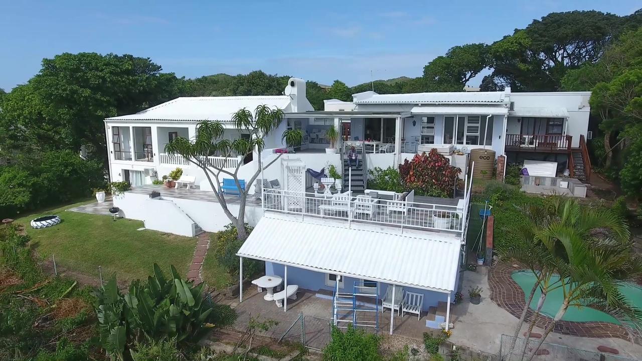 Blue'S Guest House - East London Bonza Bay Экстерьер фото